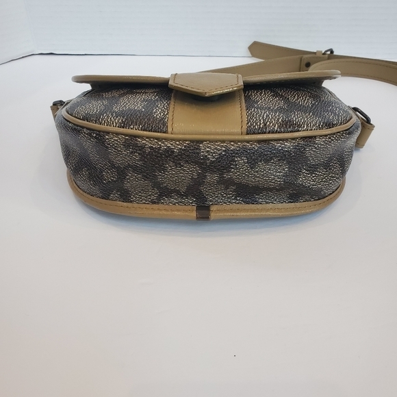 Saint Laurent YSL Brown Tan Giraffe Print Coated Canvas Vintage Crossbody Bag - Picture 10 of 16